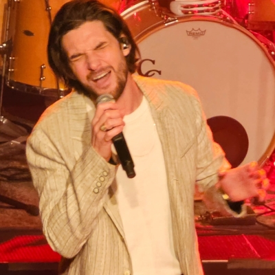 102.jpg