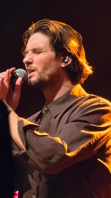 102.jpg