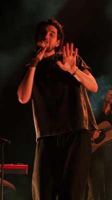 142.jpg