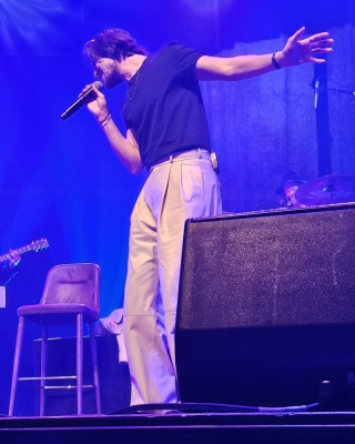 108.jpg