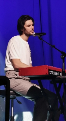 106.jpg