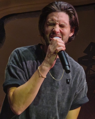 151.jpg
