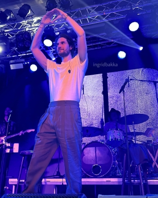 074.jpeg
